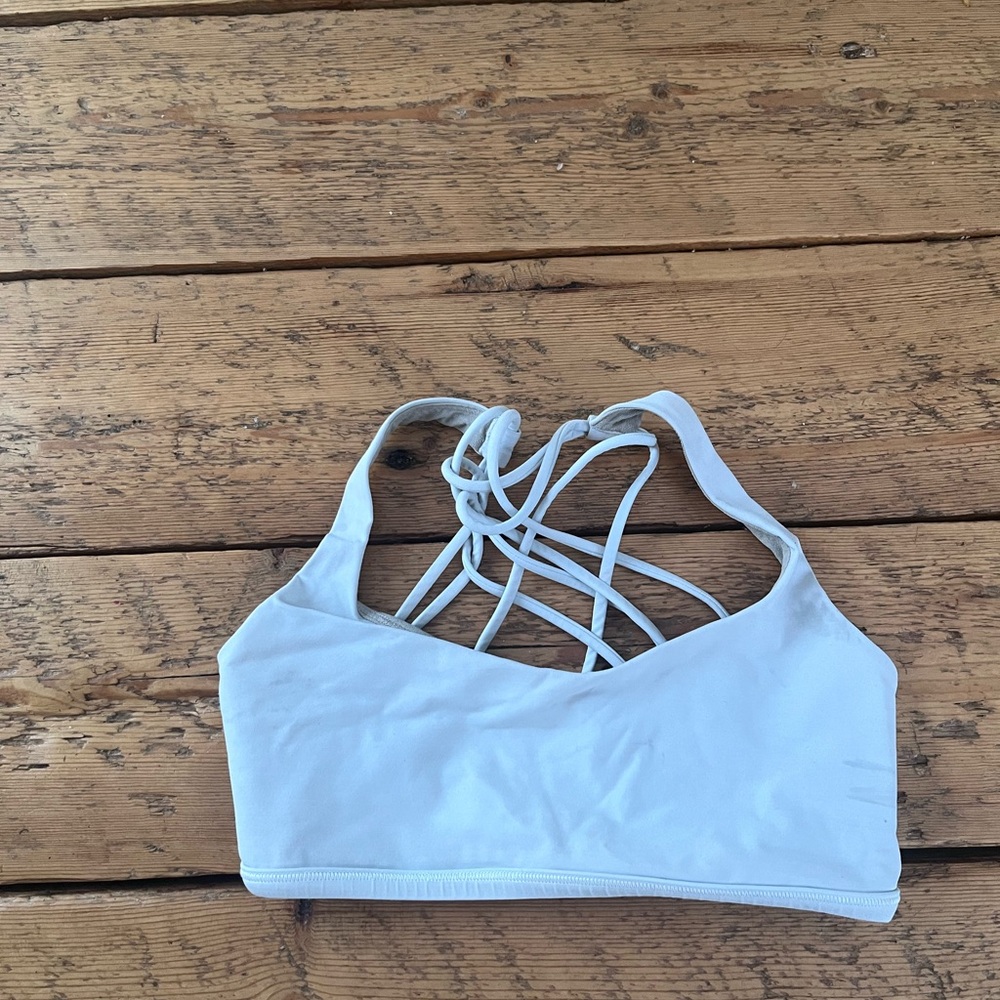 Lulu free to be bra